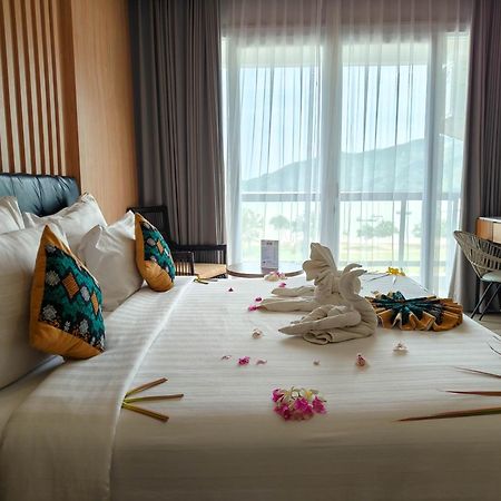 Raja Hotel Kuta Mandalika Resort & Convention Kültér fotó