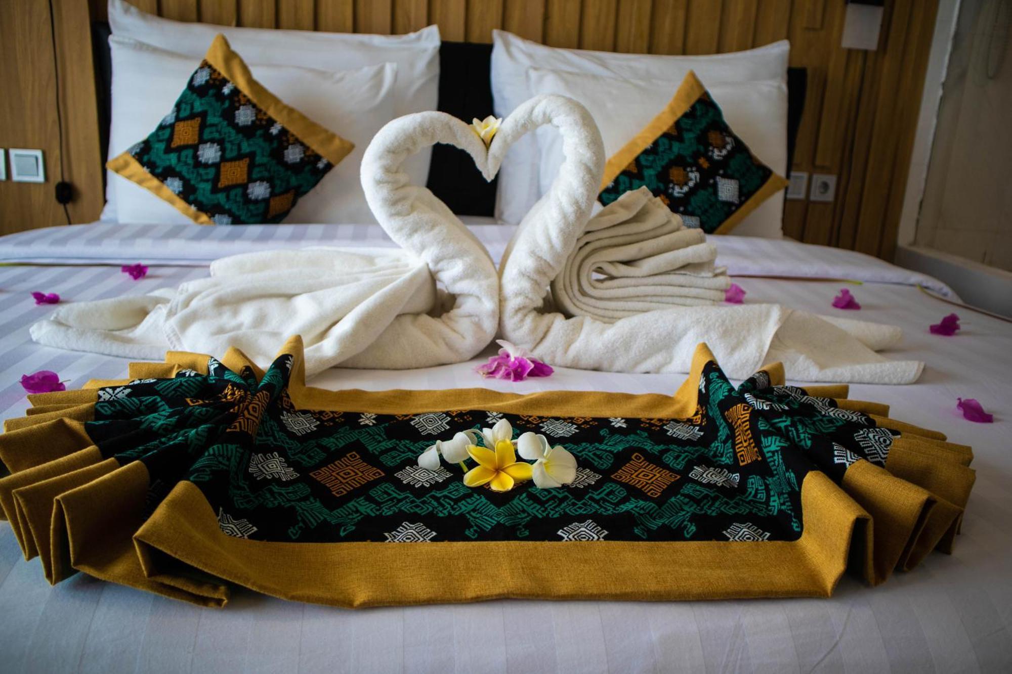 Raja Hotel Kuta Mandalika Resort & Convention Kültér fotó