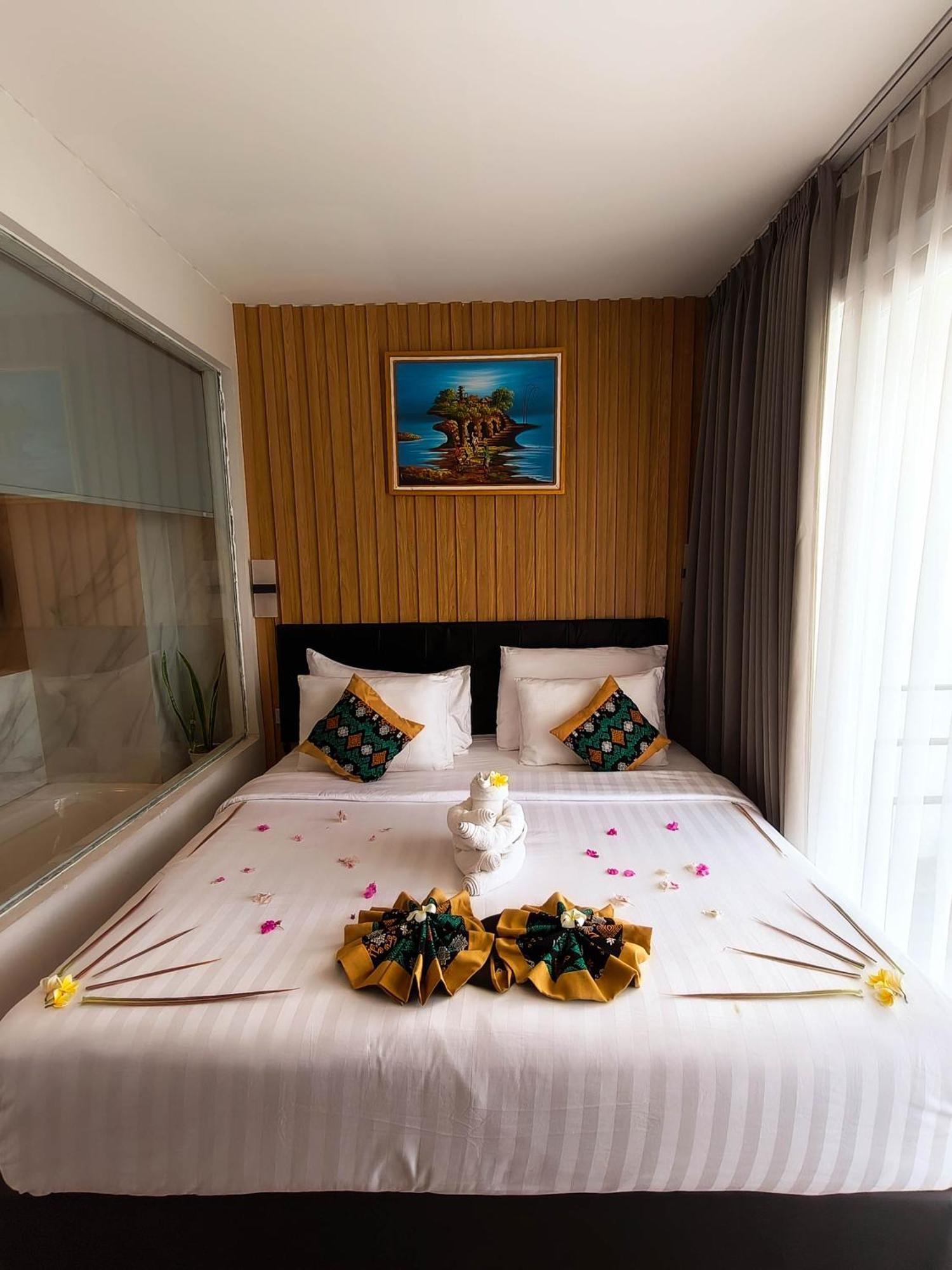 Raja Hotel Kuta Mandalika Resort & Convention Kültér fotó