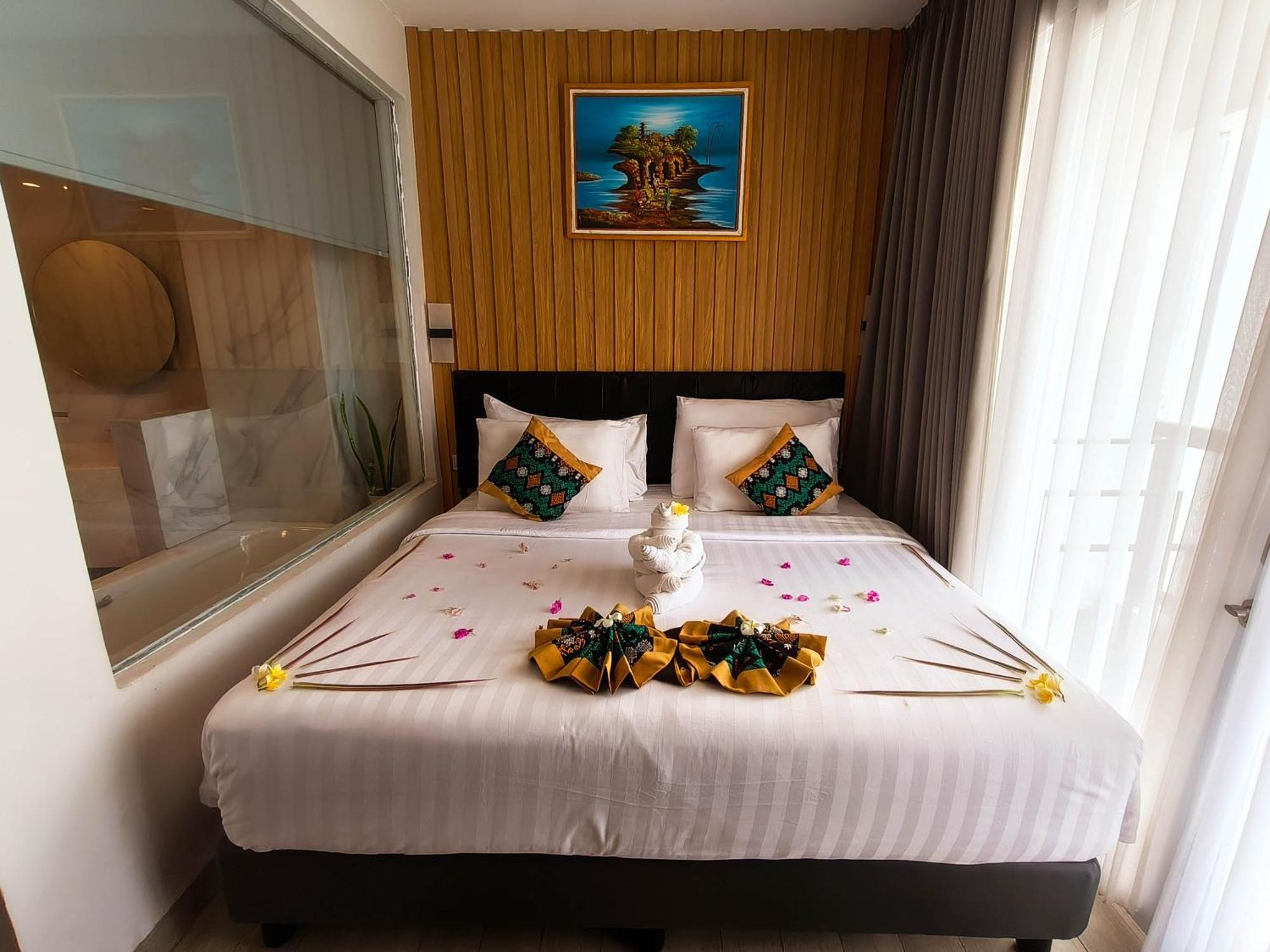 Raja Hotel Kuta Mandalika Resort & Convention Kültér fotó