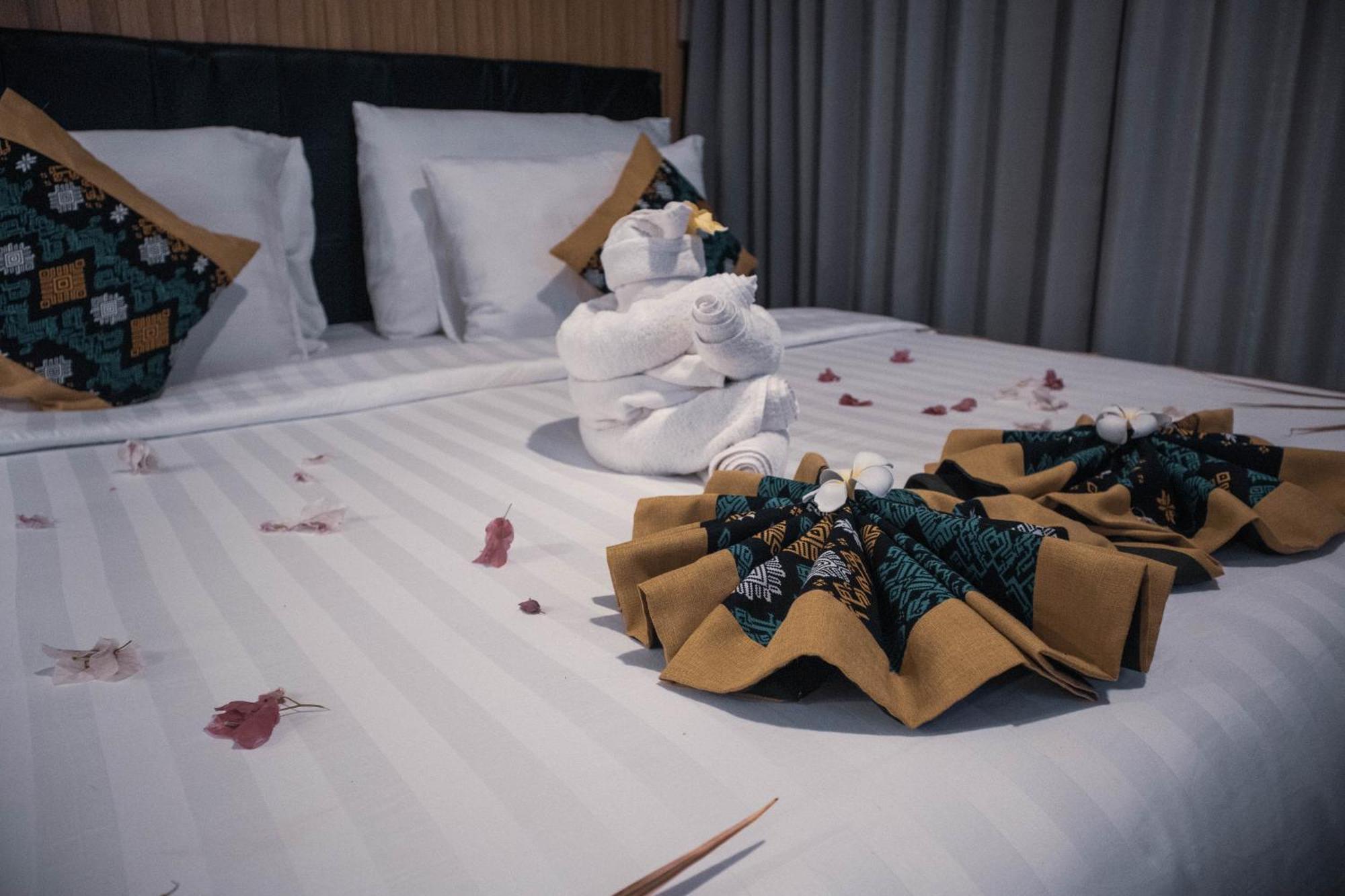 Raja Hotel Kuta Mandalika Resort & Convention Kültér fotó